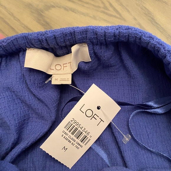 🌟SALE🌟 Loft Off The Shoulder Top - Picture 9 of 9